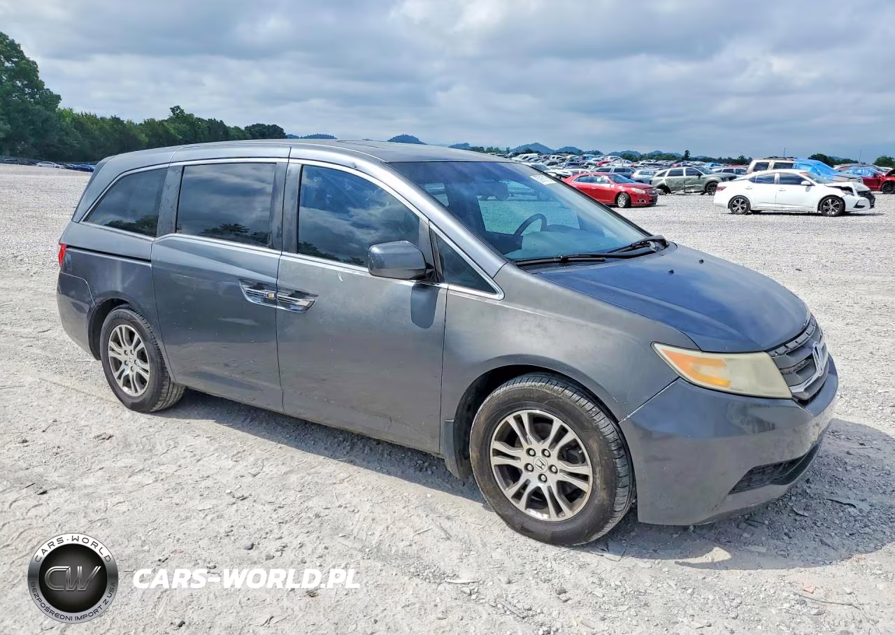 2013 Honda Odyssey Exl VIN:5FNRL5H63DB060592 - 4
