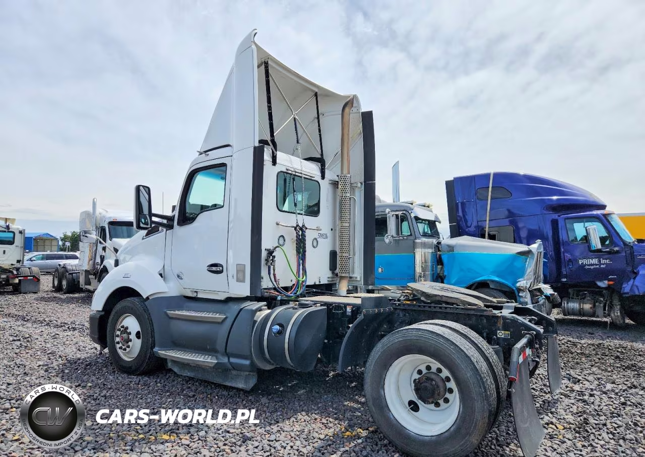 2021 Kenworth Construction T680 VIN:1XKYA48X5MJ440616 - 3