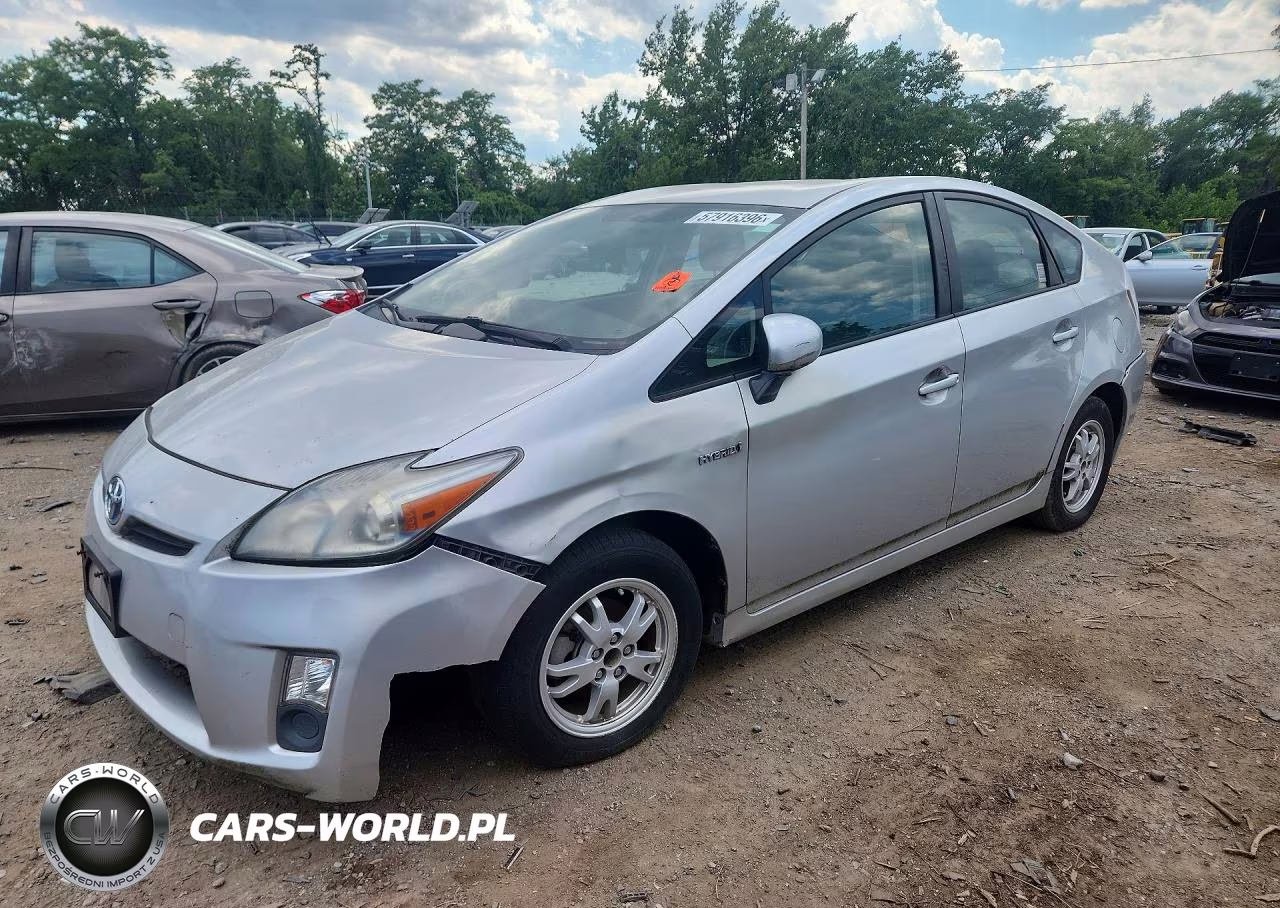 2011 Toyota Prius Two