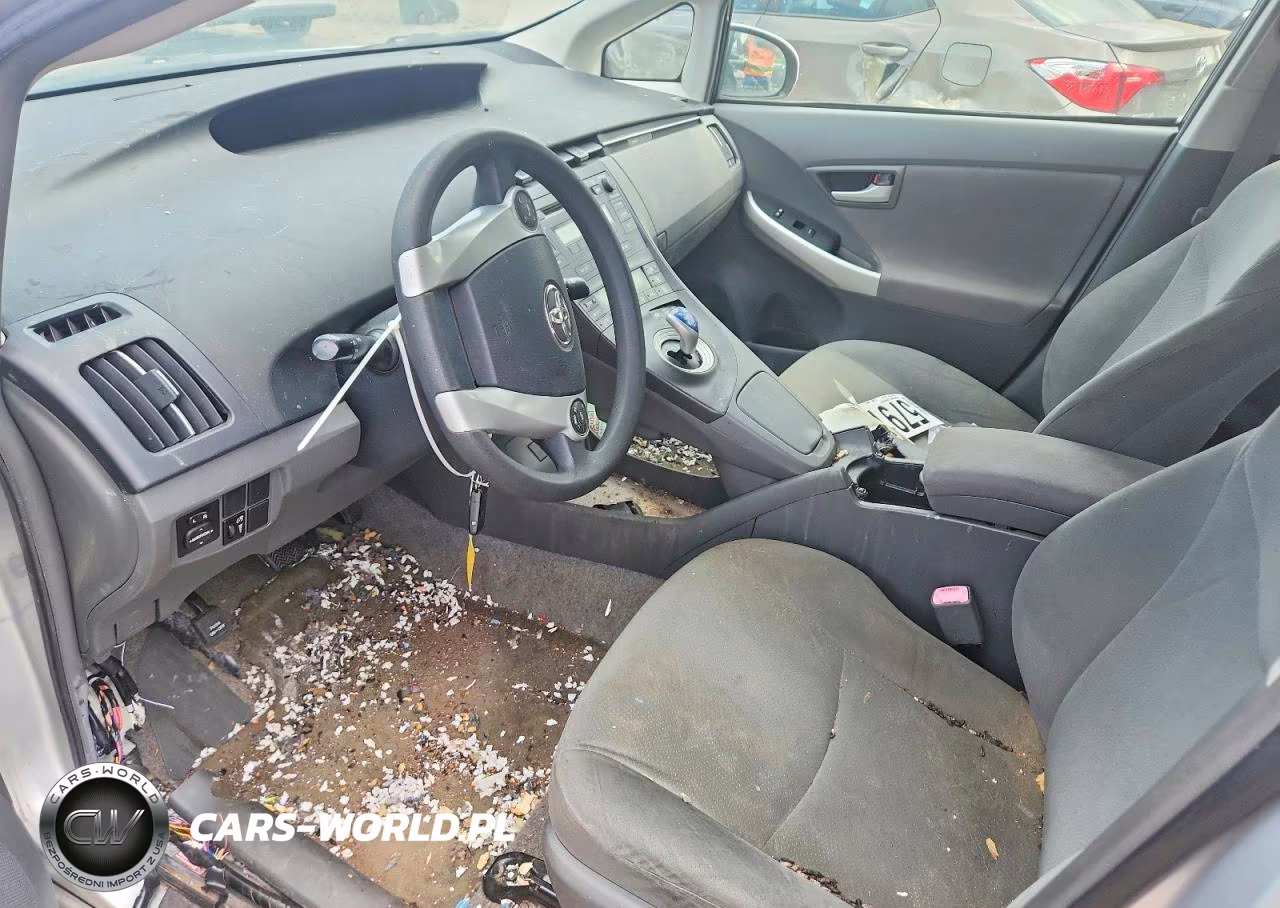 2011 Toyota Prius Two VIN:JTDKN3DU5B0287315 - 8