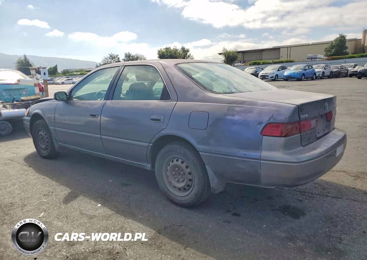 1999 Toyota Camry Le VIN:JT2BG22KXX0308519 - 2