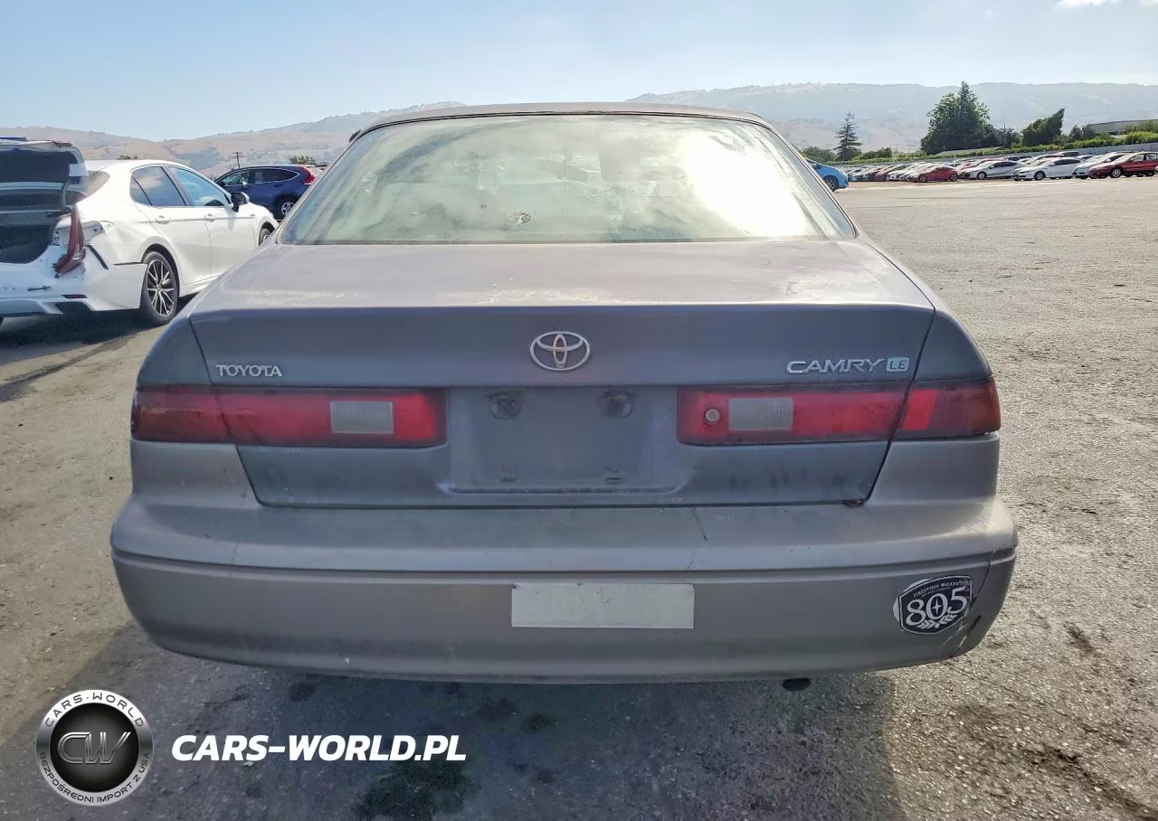 1999 Toyota Camry Le VIN:JT2BG22KXX0308519 - 6