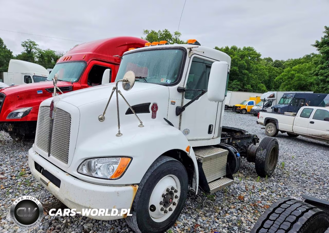 2016 Kenworth T330 Semi Truck VIN:2XKHAJ8X9GM497199 - 2