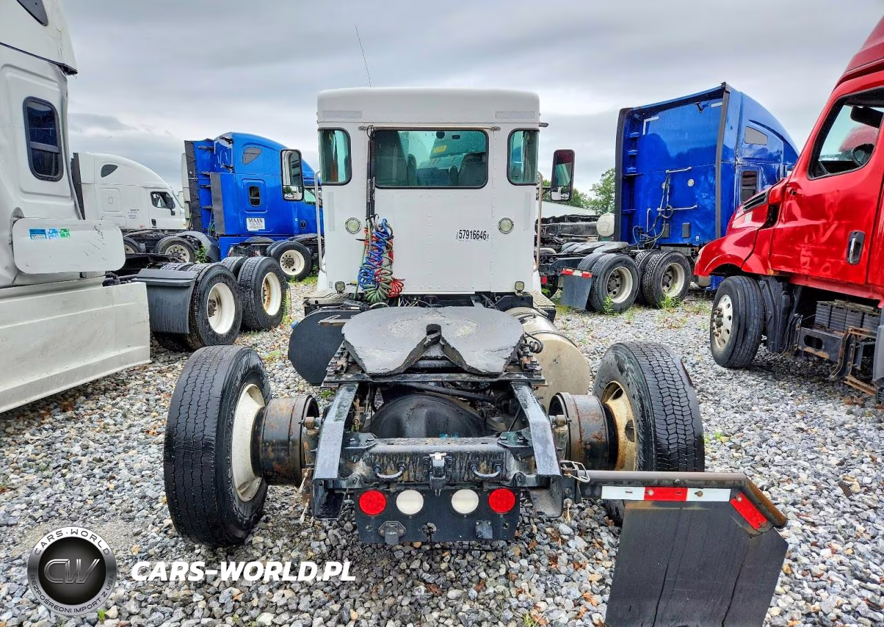 2016 Kenworth T330 Semi Truck VIN:2XKHAJ8X9GM497199 - 6