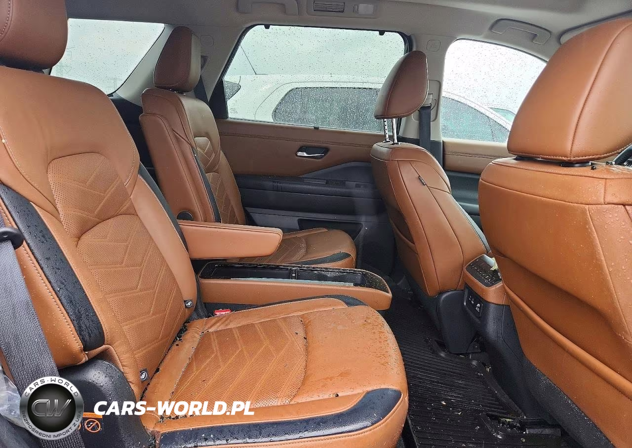 2022 Nissan Pathfinder Platinum VIN:5N1DR3DK8NC201702 - 10