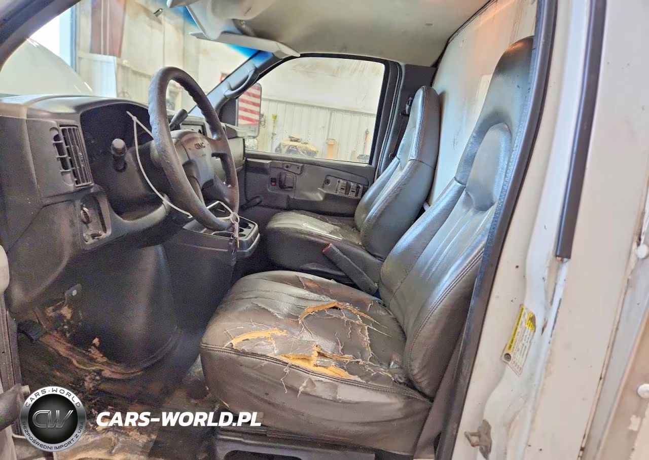 2006 GMC Savana Cutaway G3500 VIN:1GDGG31V861905803 - 7