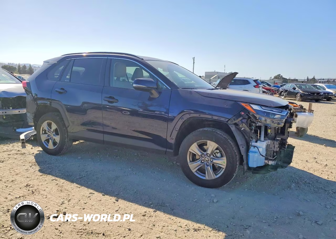 2025 Toyota Rav4 Xle VIN:JTMP1RFV0SD116152 - 4