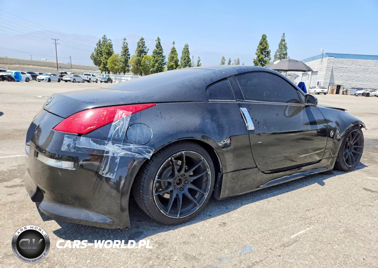 2007 Nissan 350Z Coupe VIN:JN1BZ34DX7M504042 - 3