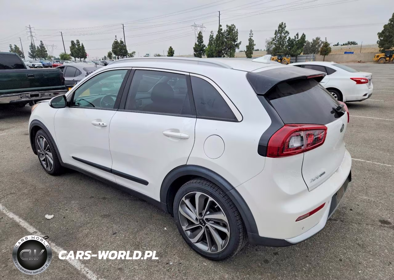 2018 Kia Niro Touring VIN:KNDCE3LC9J5175759 - 2
