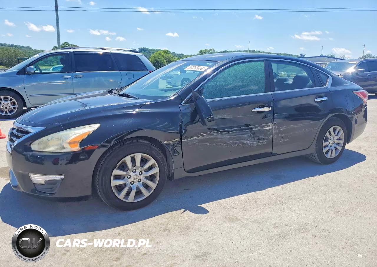 2015 Nissan Altima 2.5 S – zdjęcie 1 z 12