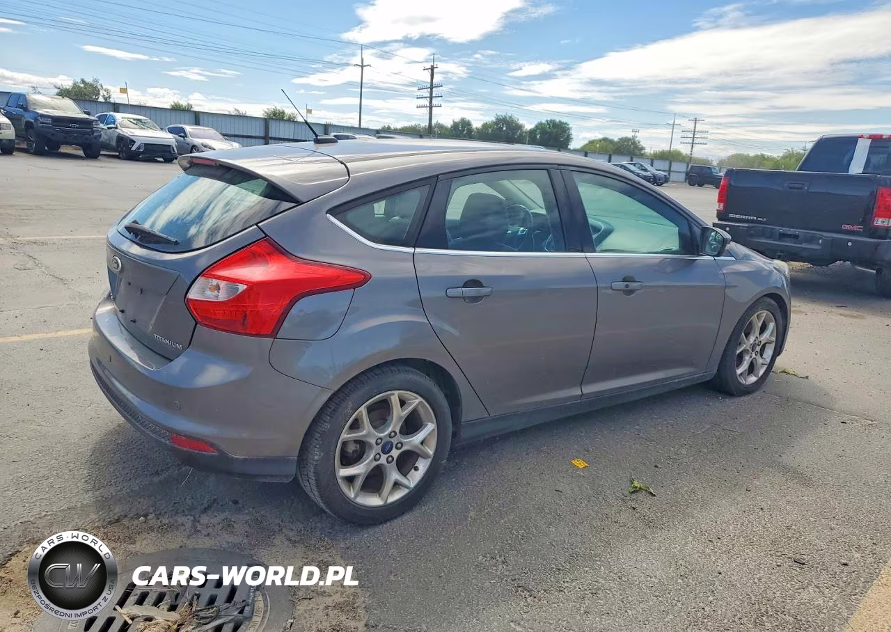 2014 Ford Foc VIN:1FADP3N22EL259562 - 3