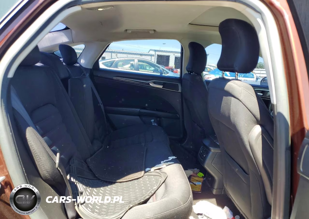 2015 Ford Fusion Se VIN:3FA6P0H93FR256351 - 10