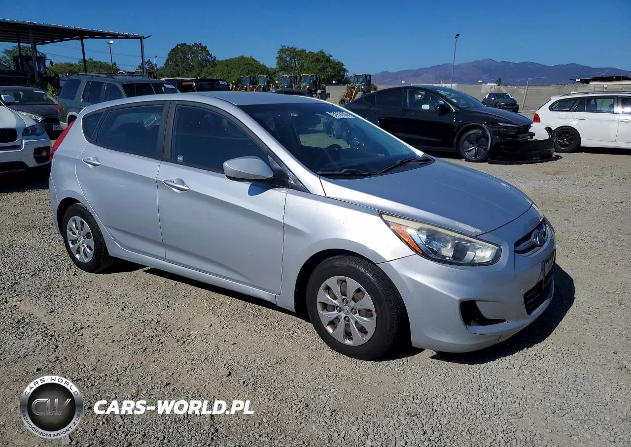 2016 Hyundai Accent Se VIN:KMHCT5AE3GU288199 - 4