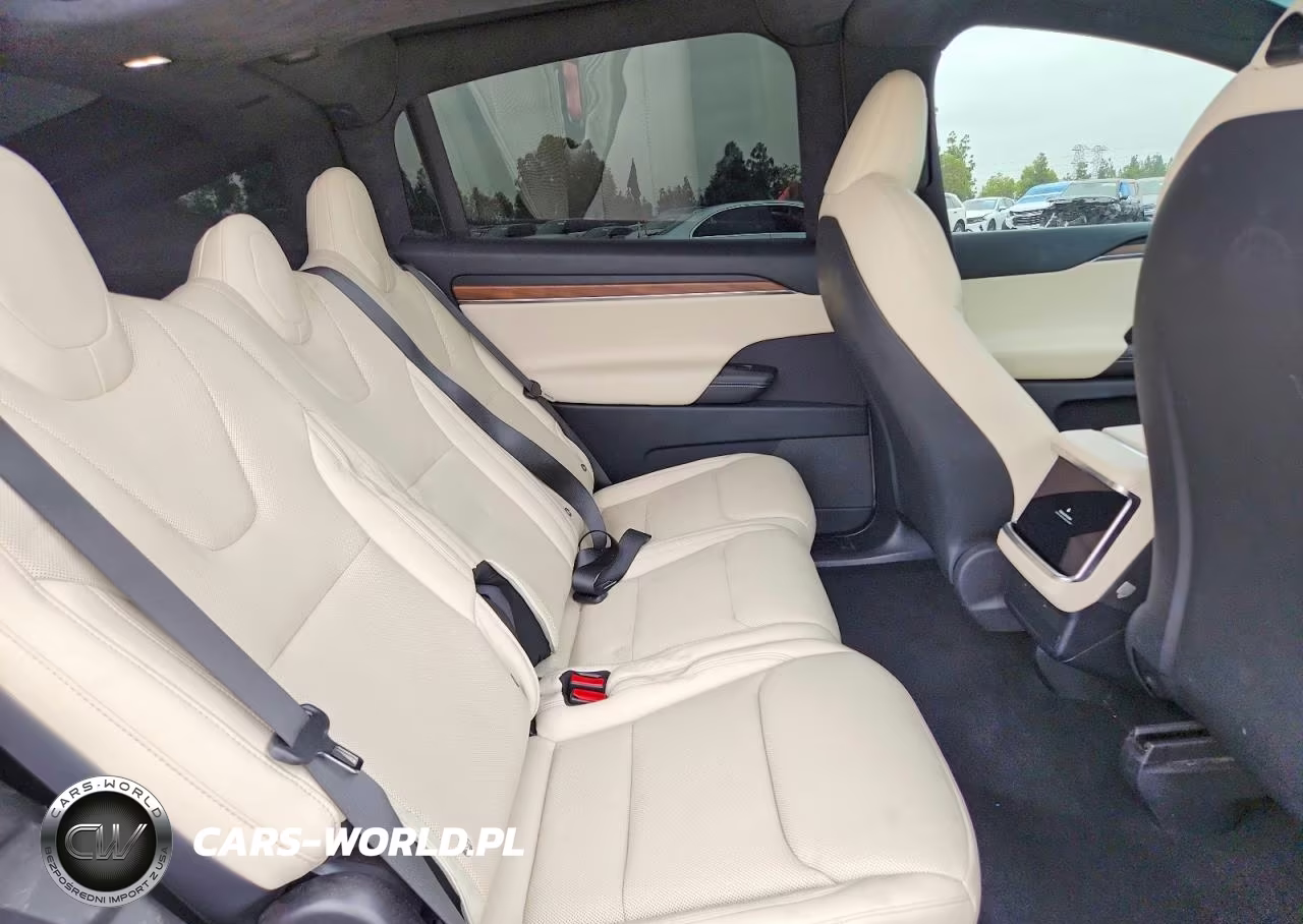 2023 Tesla Model X VIN:7SAXCDE52PF403526 - 11