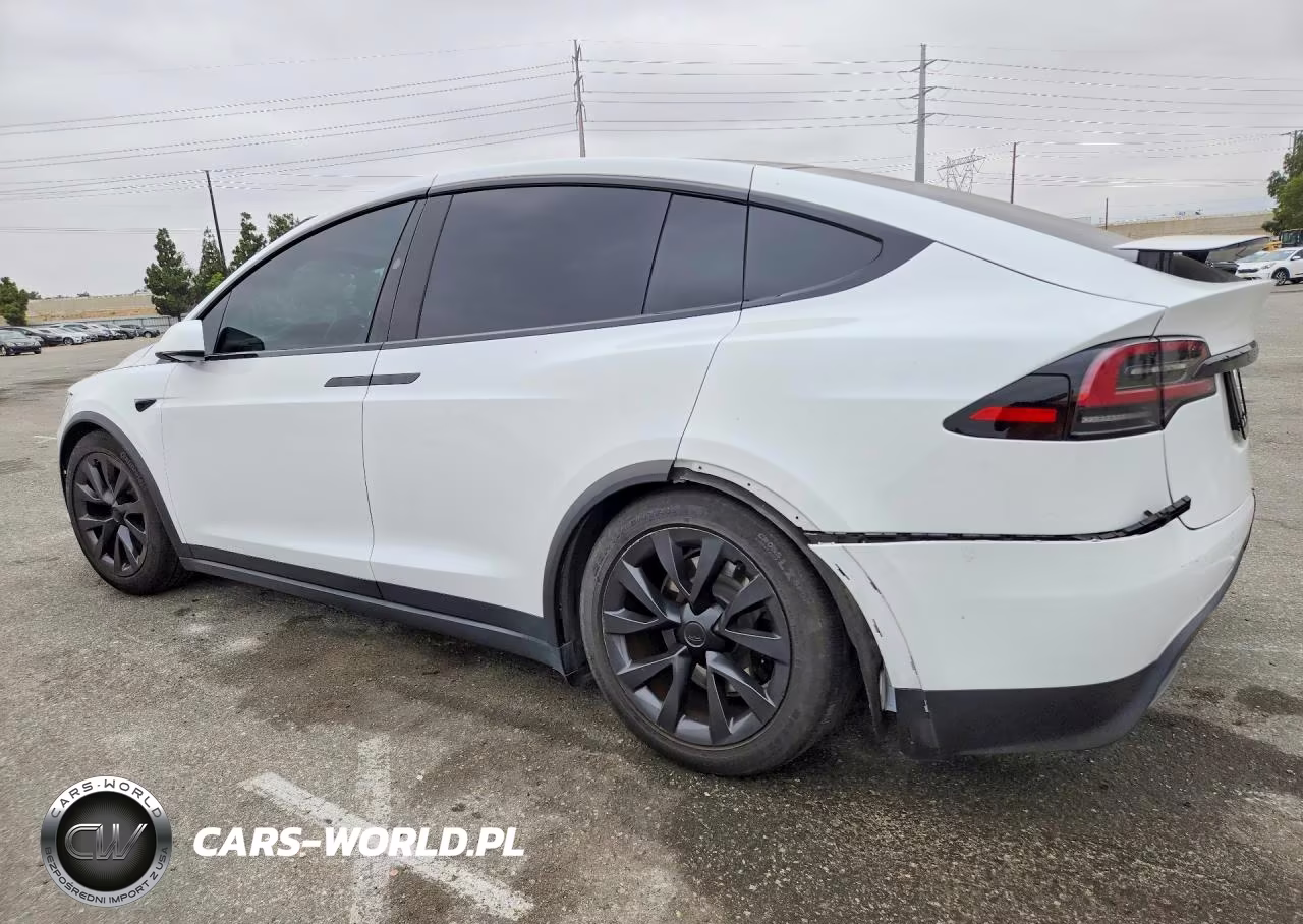 2023 Tesla Model X VIN:7SAXCDE52PF403526 - 2