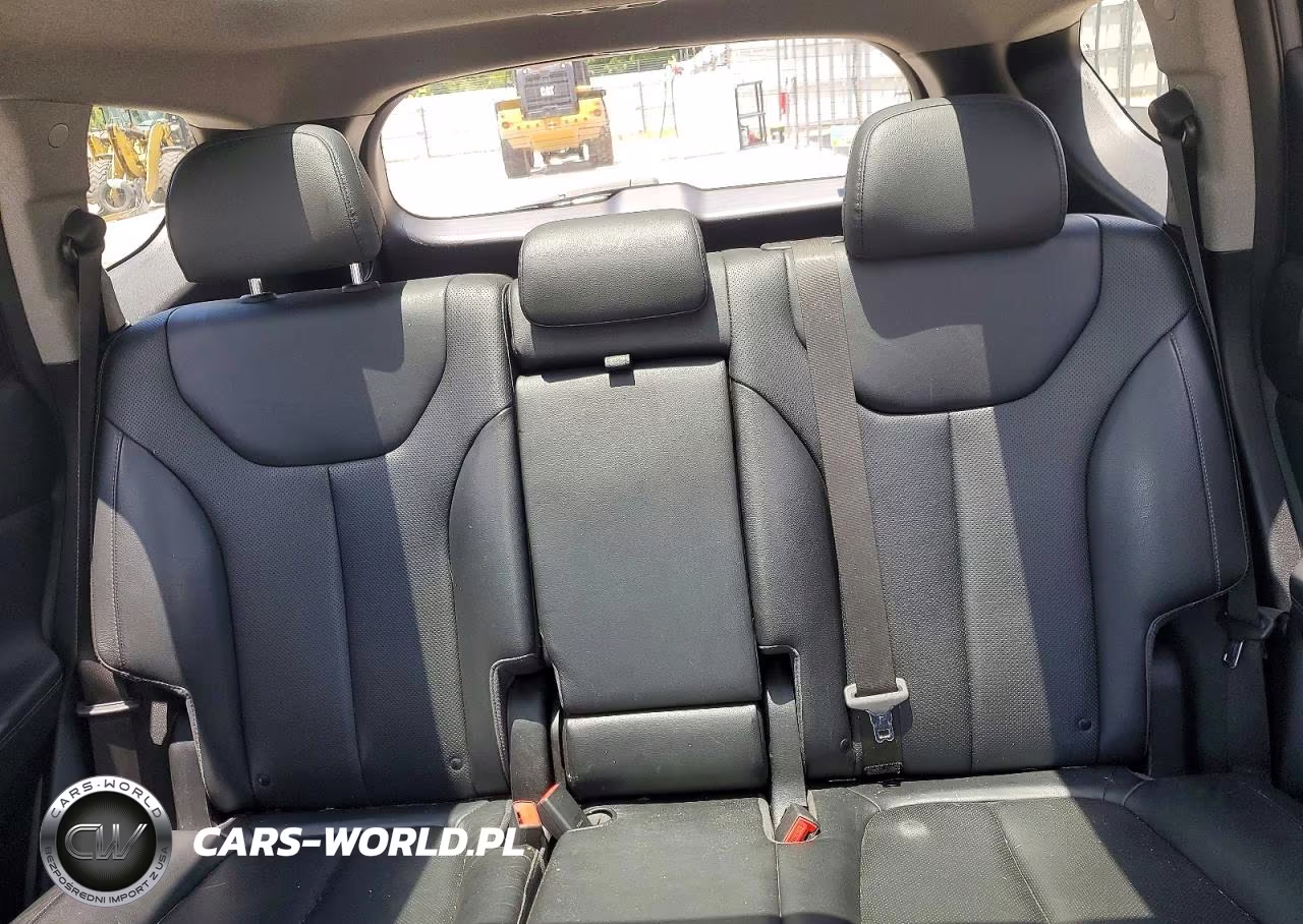 2019 Hyundai Santa Fe Limited 2.0T VIN:5NMS53AA0KH026832 - 10