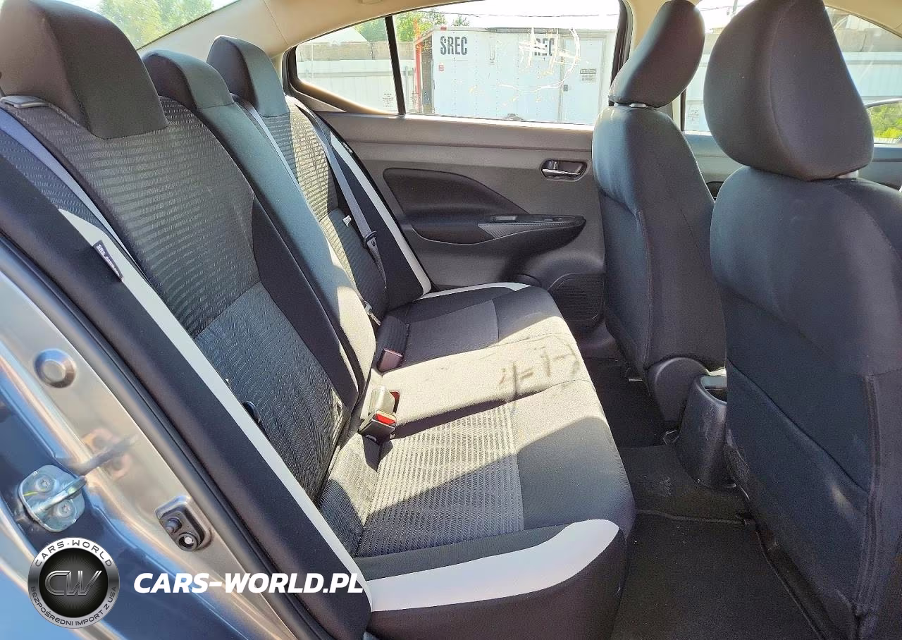 2022 Nissan Versa Sv VIN:3N1CN8EV0NL868031 - 10