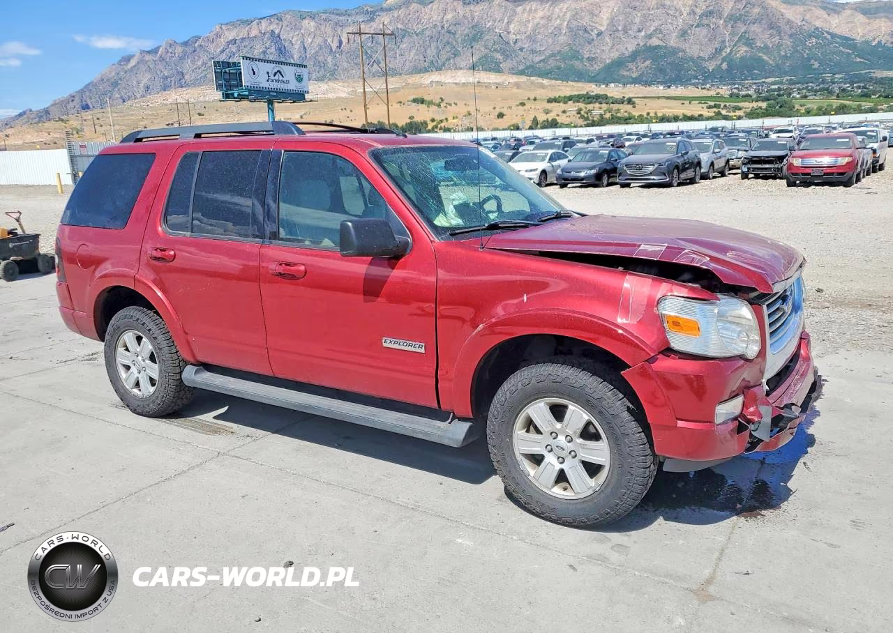 2008 Ford Explorer Xlt VIN:1FMEU73E08UA70947 - 4