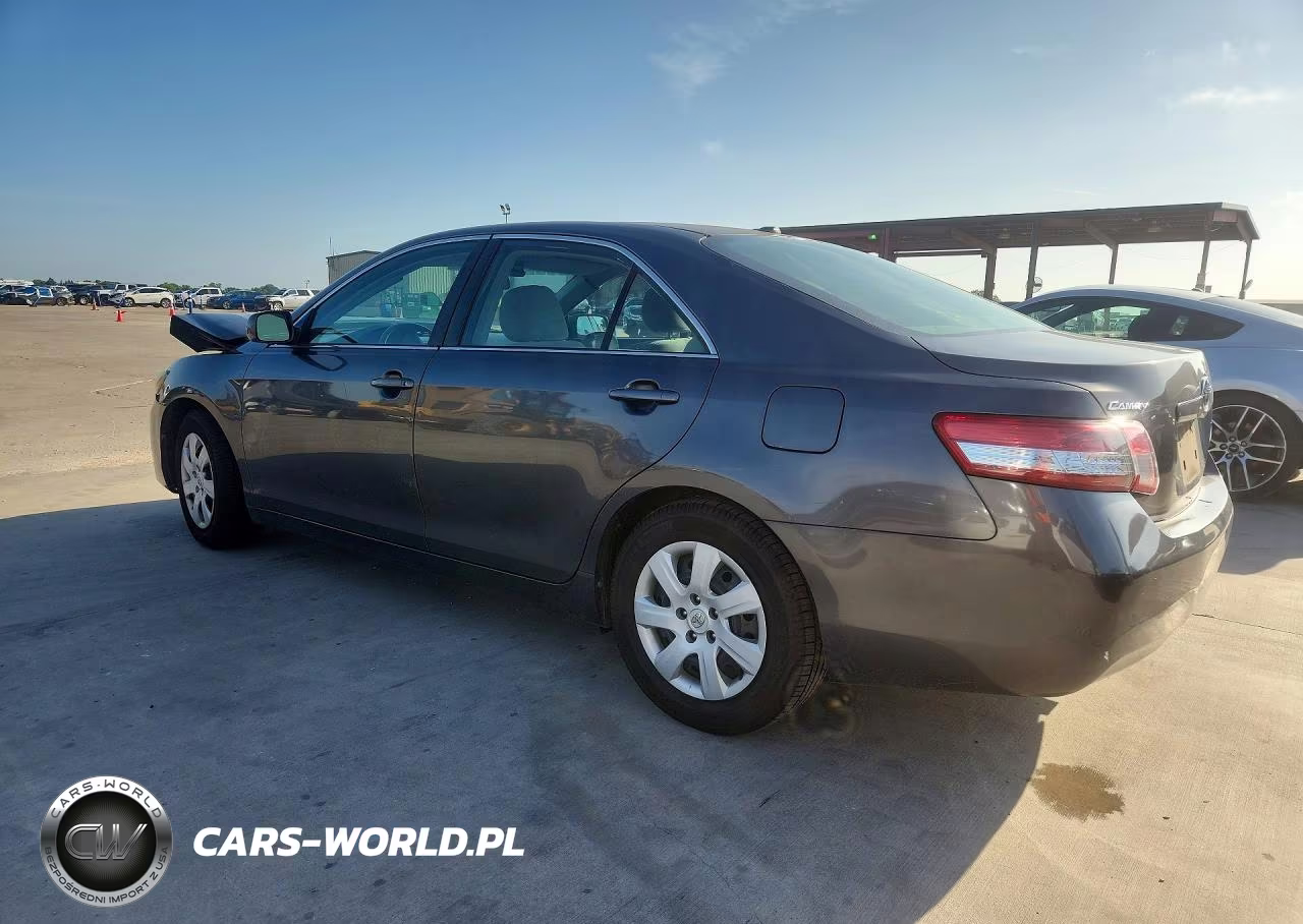 2010 Toyota Camry Le VIN:4T4BF3EK6AR030683 - 2