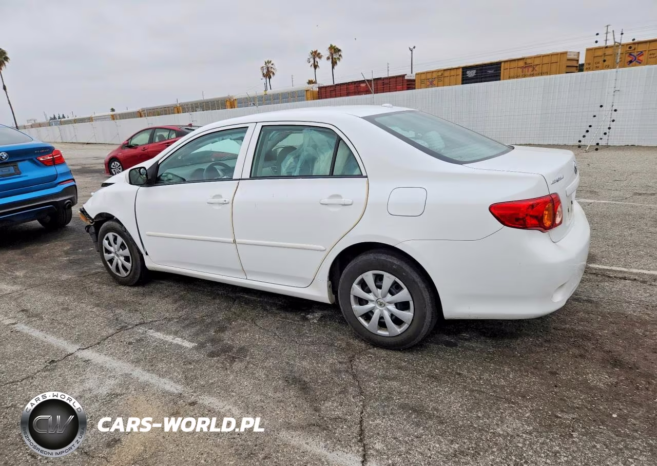 2010 Toyota Corolla Le VIN:1NXBU4EE6AZ250082 - 2