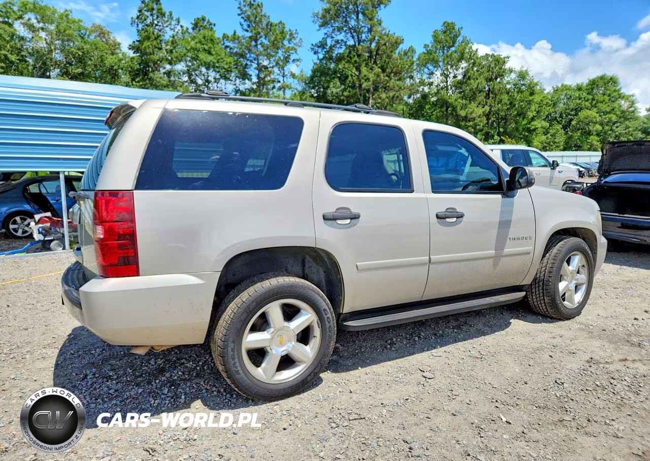 2007 Chevrolet Tahoe C1500 VIN:1GNFC13J87R151130 - 3