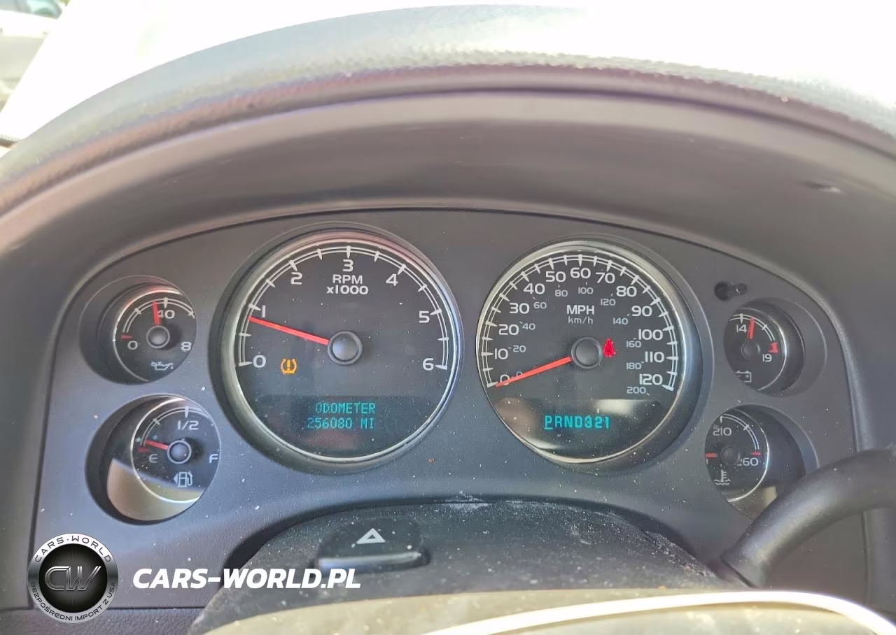2007 Chevrolet Tahoe C1500 VIN:1GNFC13J87R151130 - 9