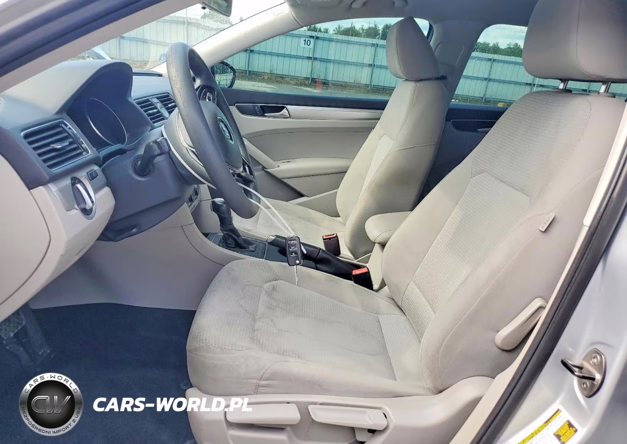 2017 Volkswagen Passat S VIN:1VWAT7A38HC058765 - 7