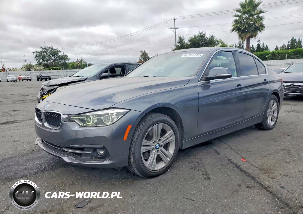 2018 BMW 330 I – zdjęcie 1 z 12