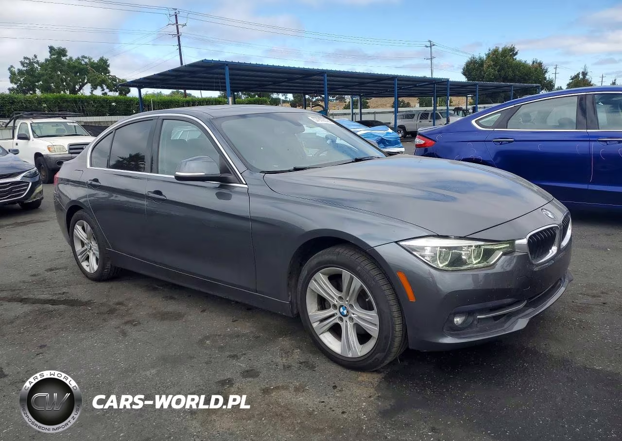 2018 BMW 330 I VIN:WBA8B9C50JAE22466 - 4