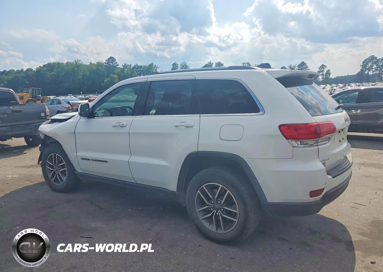 2019 Jeep Grand Cherokee Laredo VIN:1C4RJFAG2KC750519 - 2