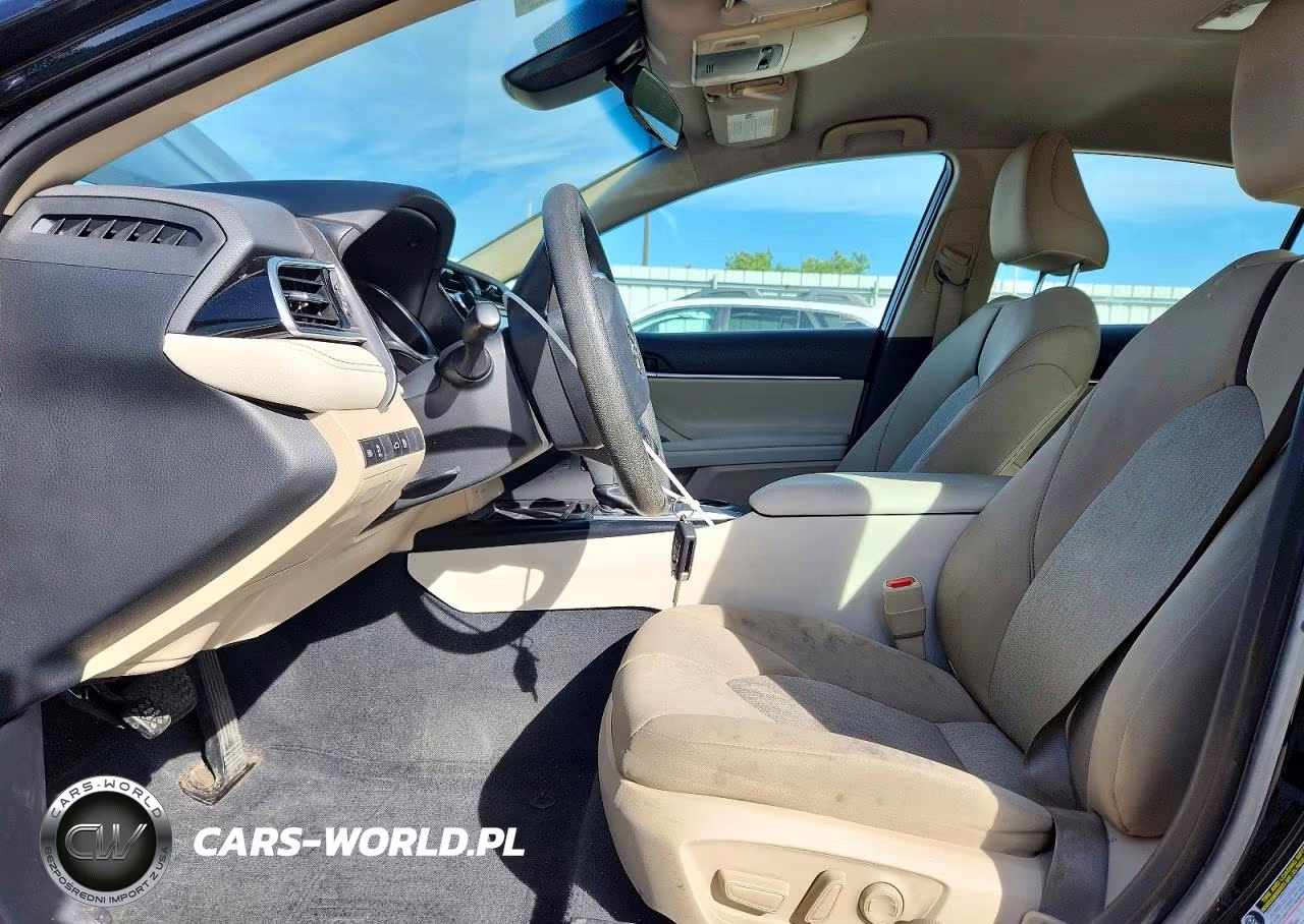 2018 Toyota Camry Le VIN:4T1B11HK8JU053374 - 7