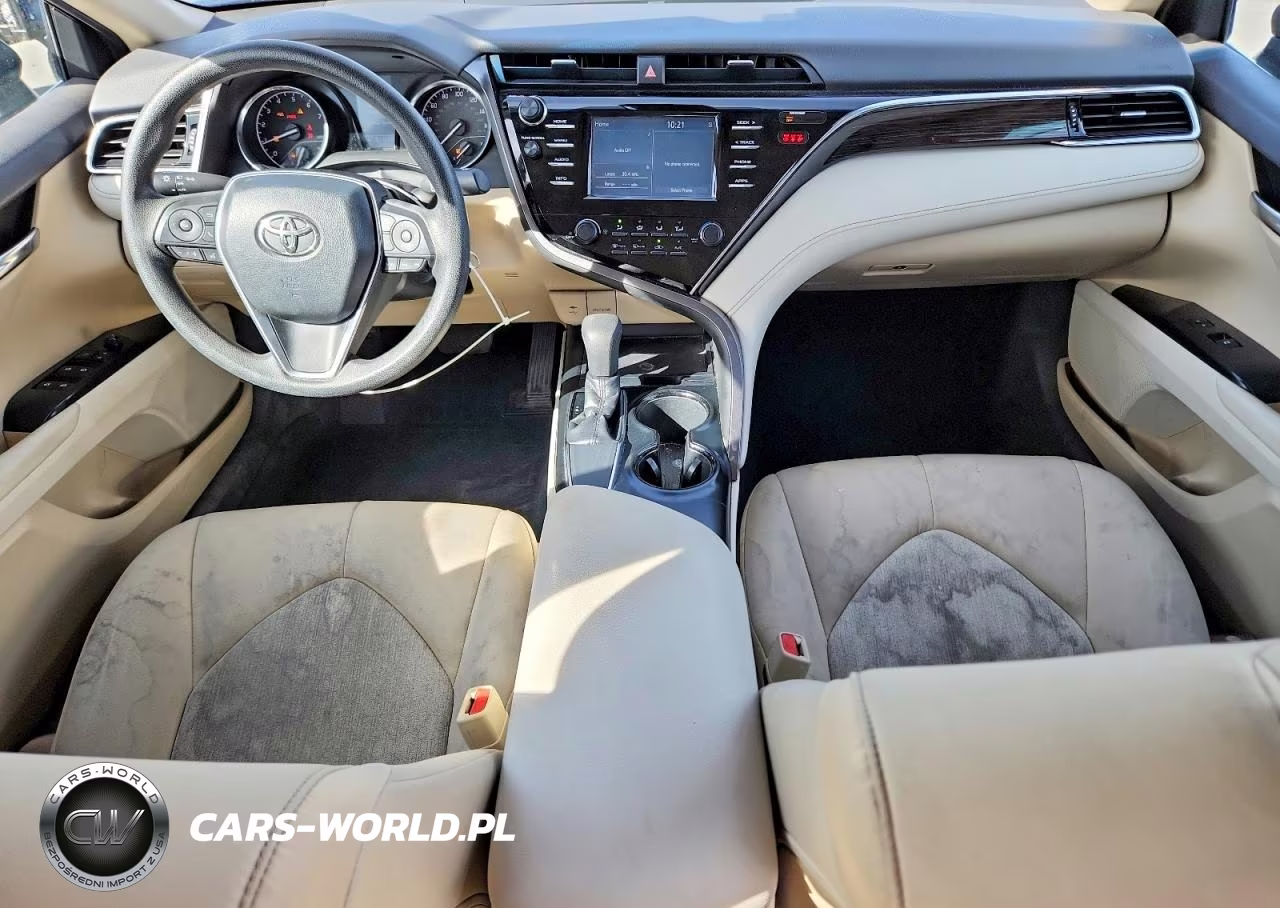 2018 Toyota Camry Le VIN:4T1B11HK8JU053374 - 8