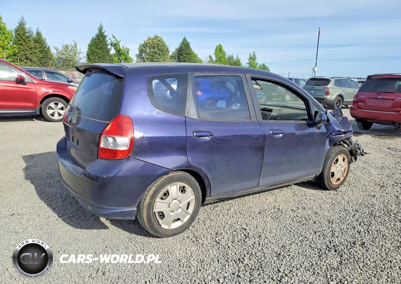 2008 Honda Fit Sport VIN:JHMGD37698S034869 - 3