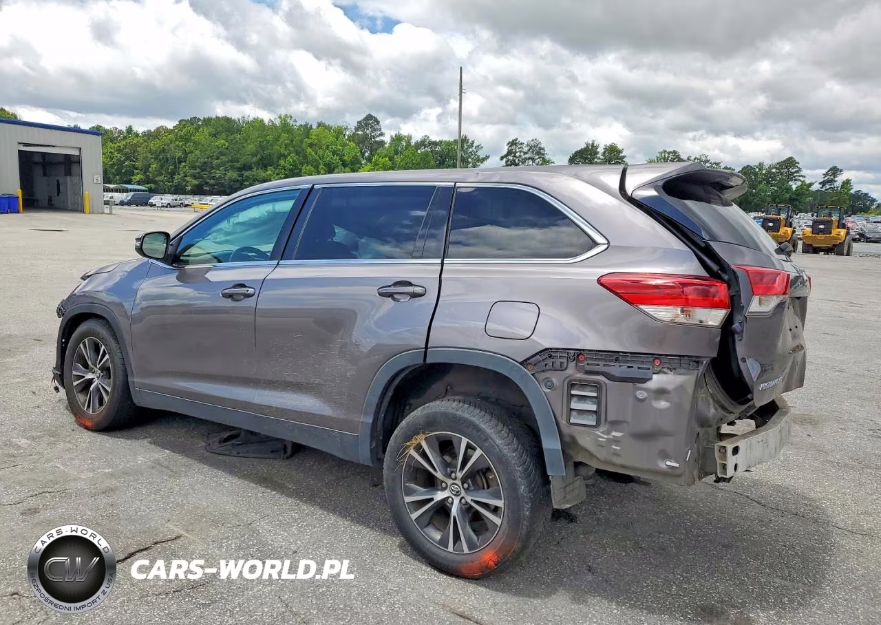 2019 Toyota Highlander Le VIN:5TDZARFH3KS042281 - 2
