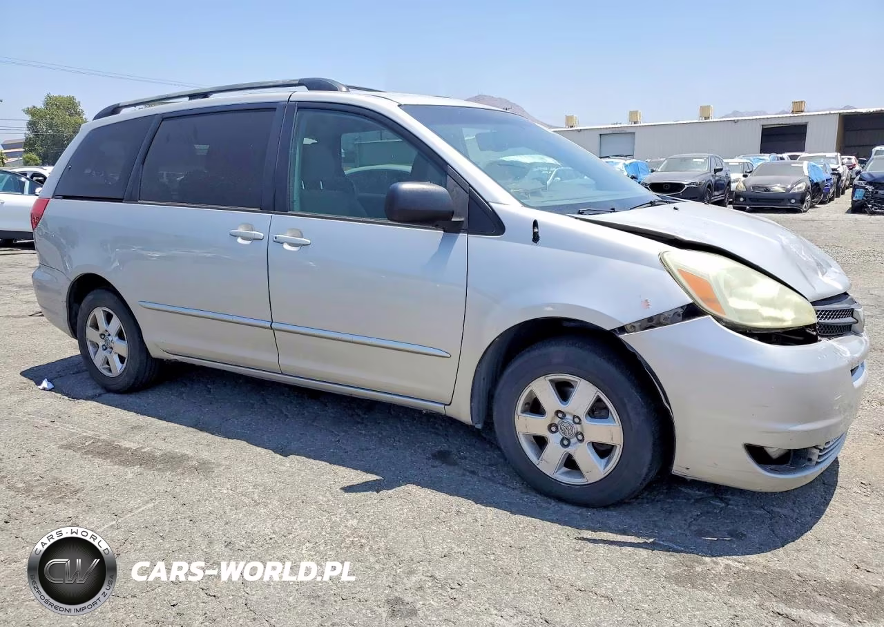 2004 Toyota Sienna Le 7 Passenger VIN:5TDZA23C04S031838 - 4