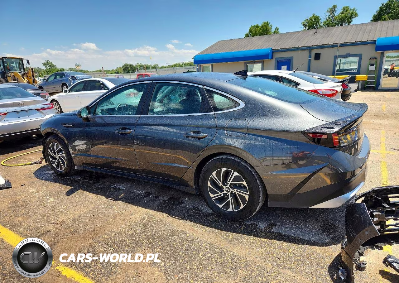 2026 Hyundai Sonata Hybrid Blue VIN:KMHL24JJ9TA164704 - 2