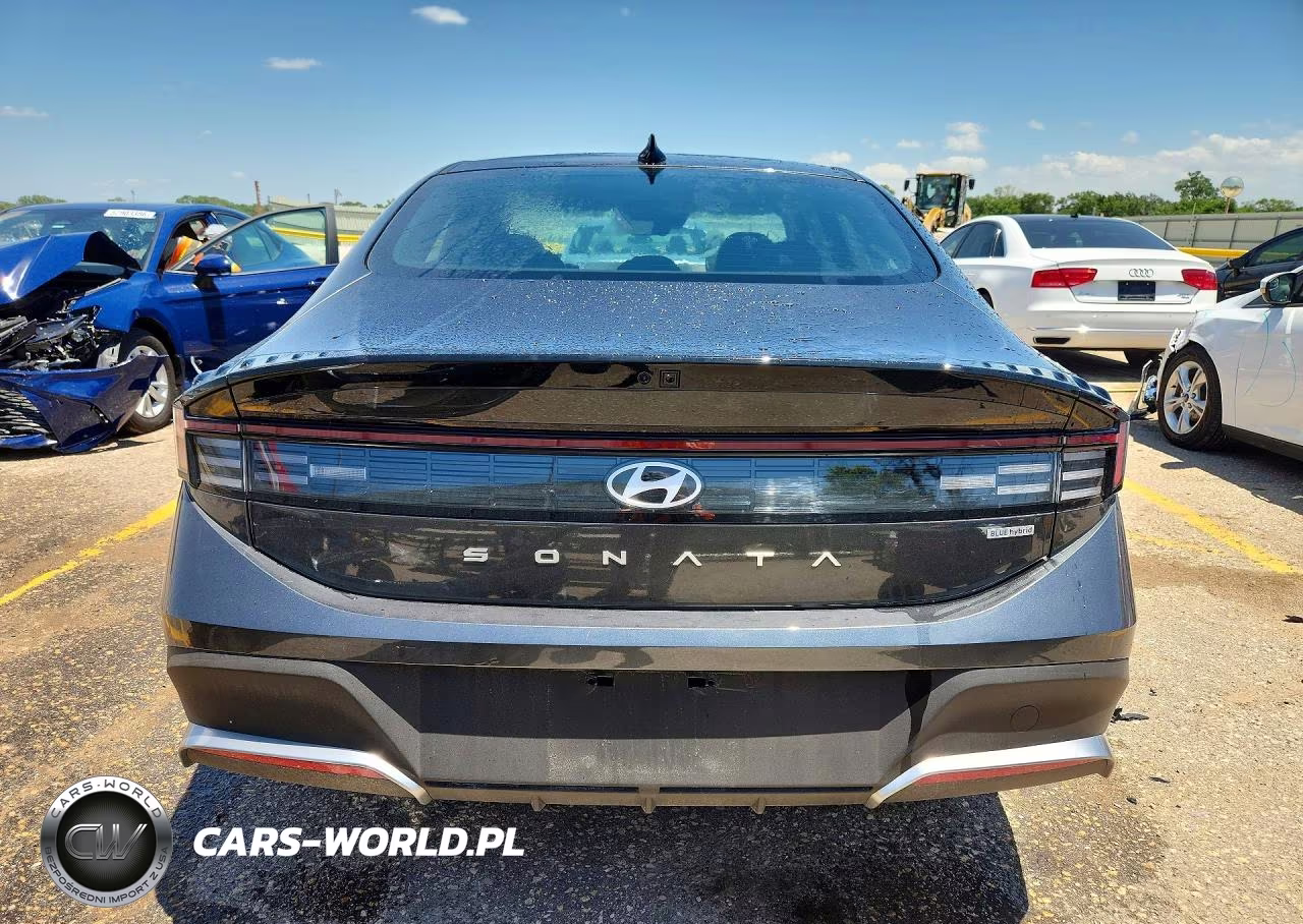 2026 Hyundai Sonata Hybrid Blue VIN:KMHL24JJ9TA164704 - 6