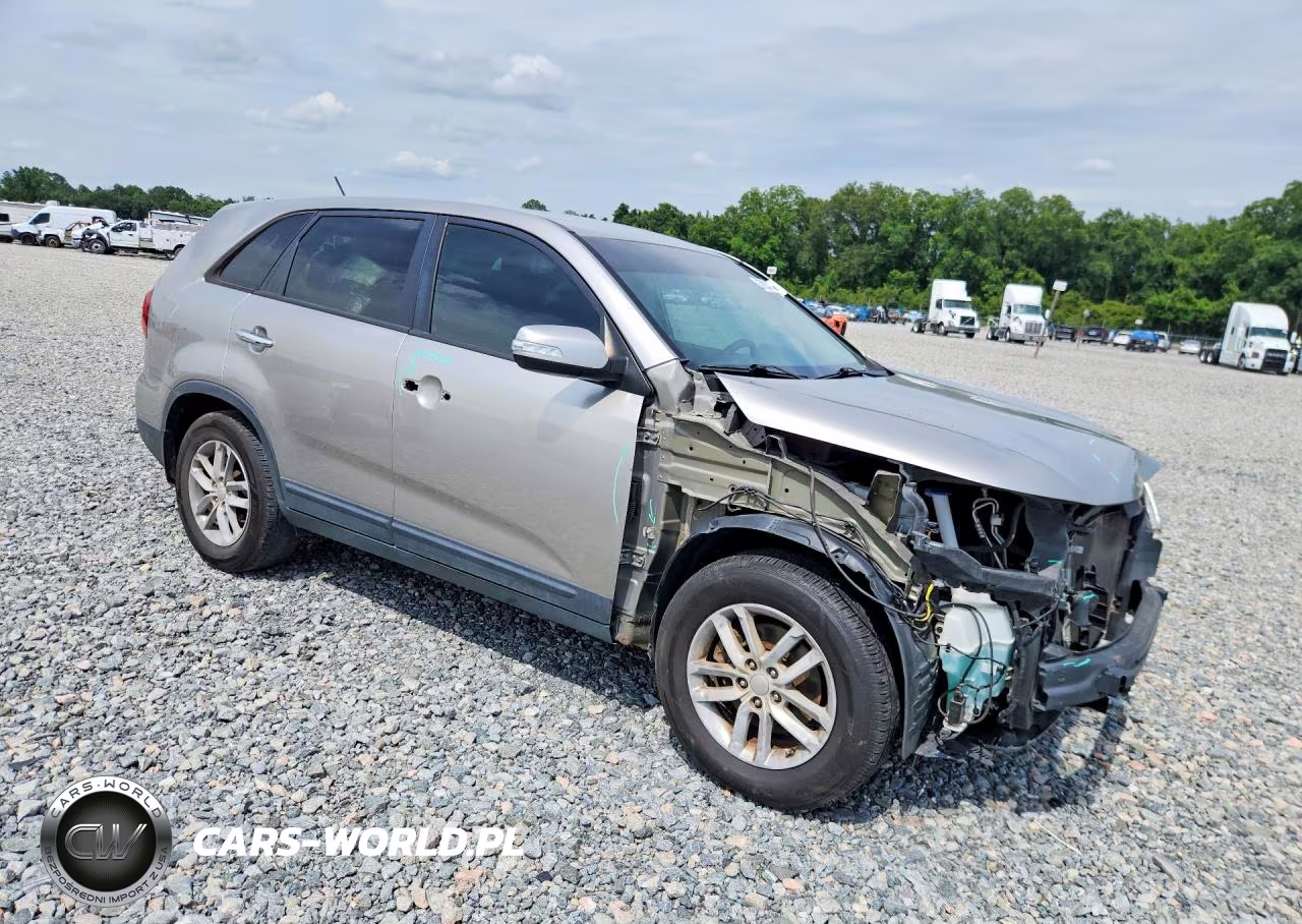 2014 Kia Sorento Lx VIN:5XYKT3A65EG535959 - 4