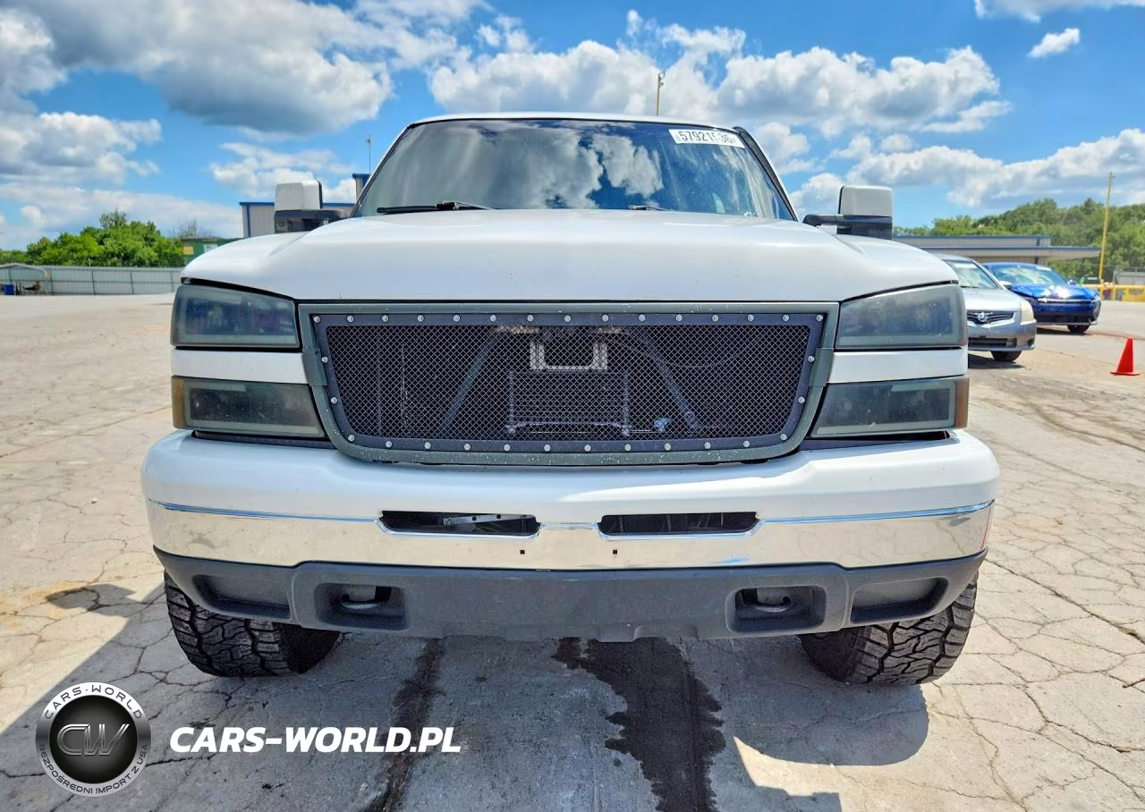 2007 Chevrolet Silverado K1500 Classic Crew Cab VIN:2GCEK13Z471148568 - 5