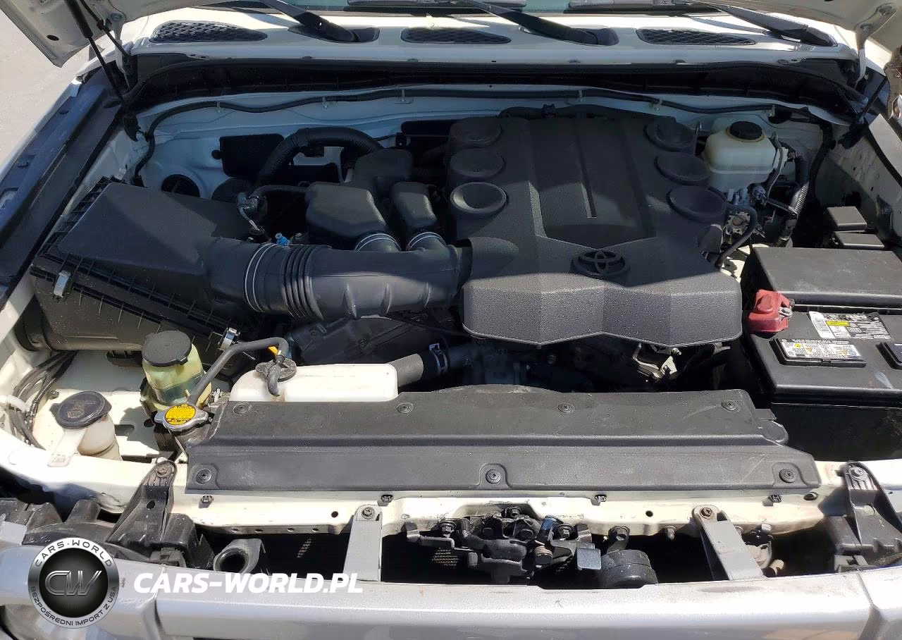 2010 Toyota Fj Cruiser VIN:JTEBU4BF8AK090148 - 12