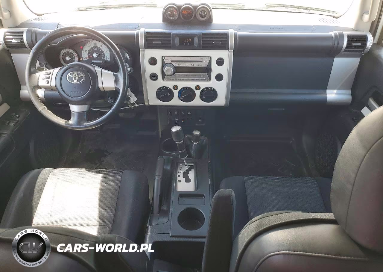 2010 Toyota Fj Cruiser VIN:JTEBU4BF8AK090148 - 8