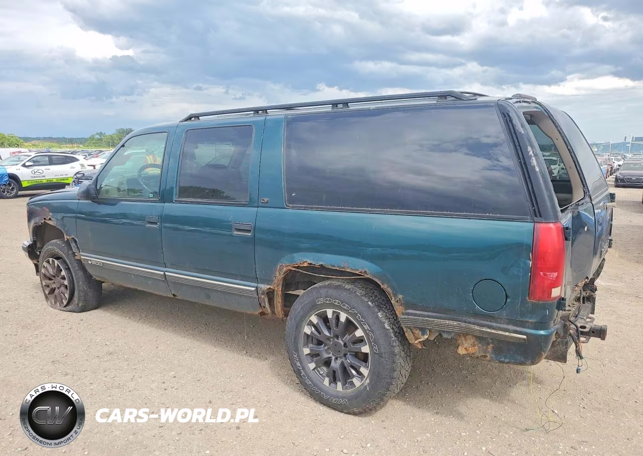 1998 Chevrolet Suburban K1500 VIN:3GNFK16R6WG102673 - 2