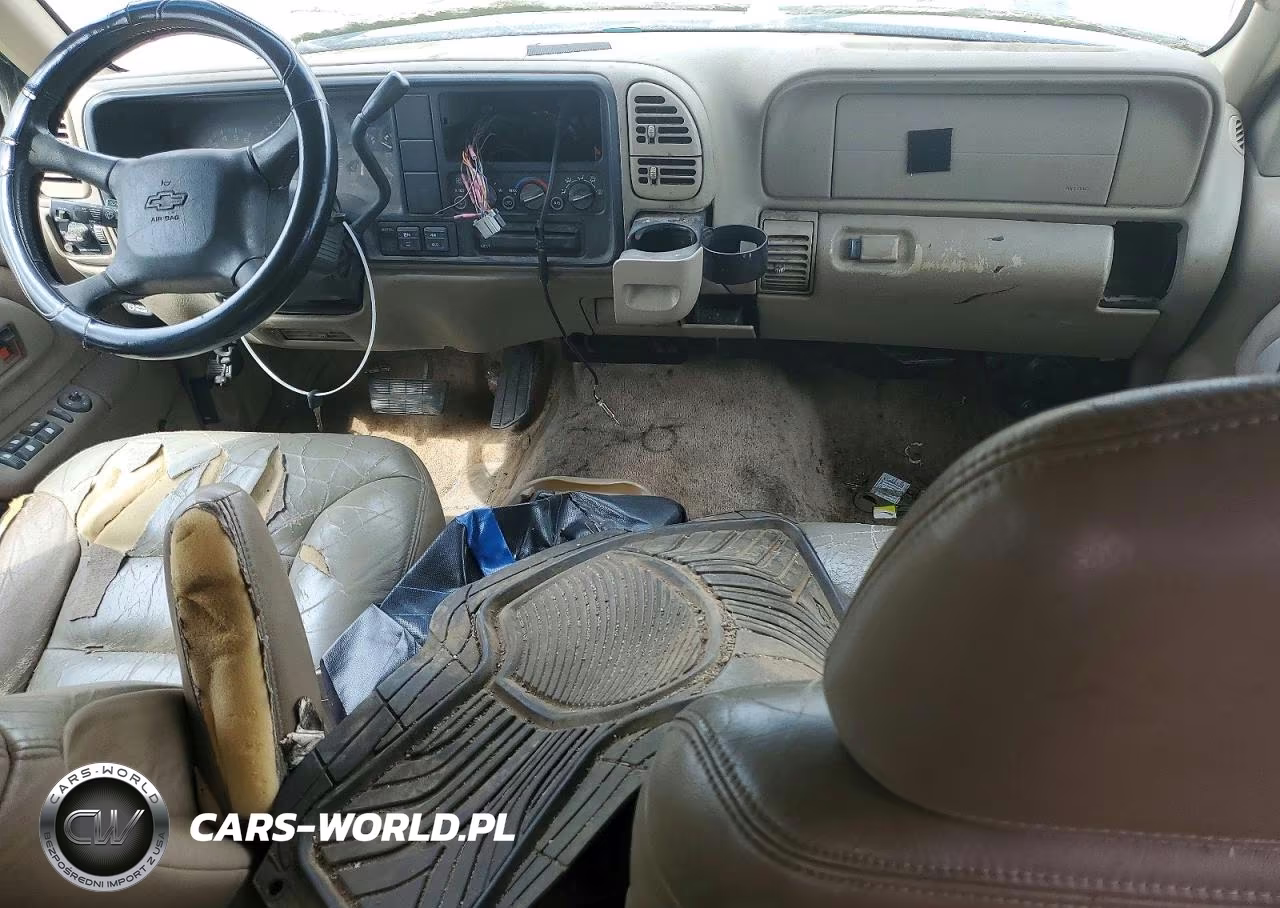 1998 Chevrolet Suburban K1500 VIN:3GNFK16R6WG102673 - 8
