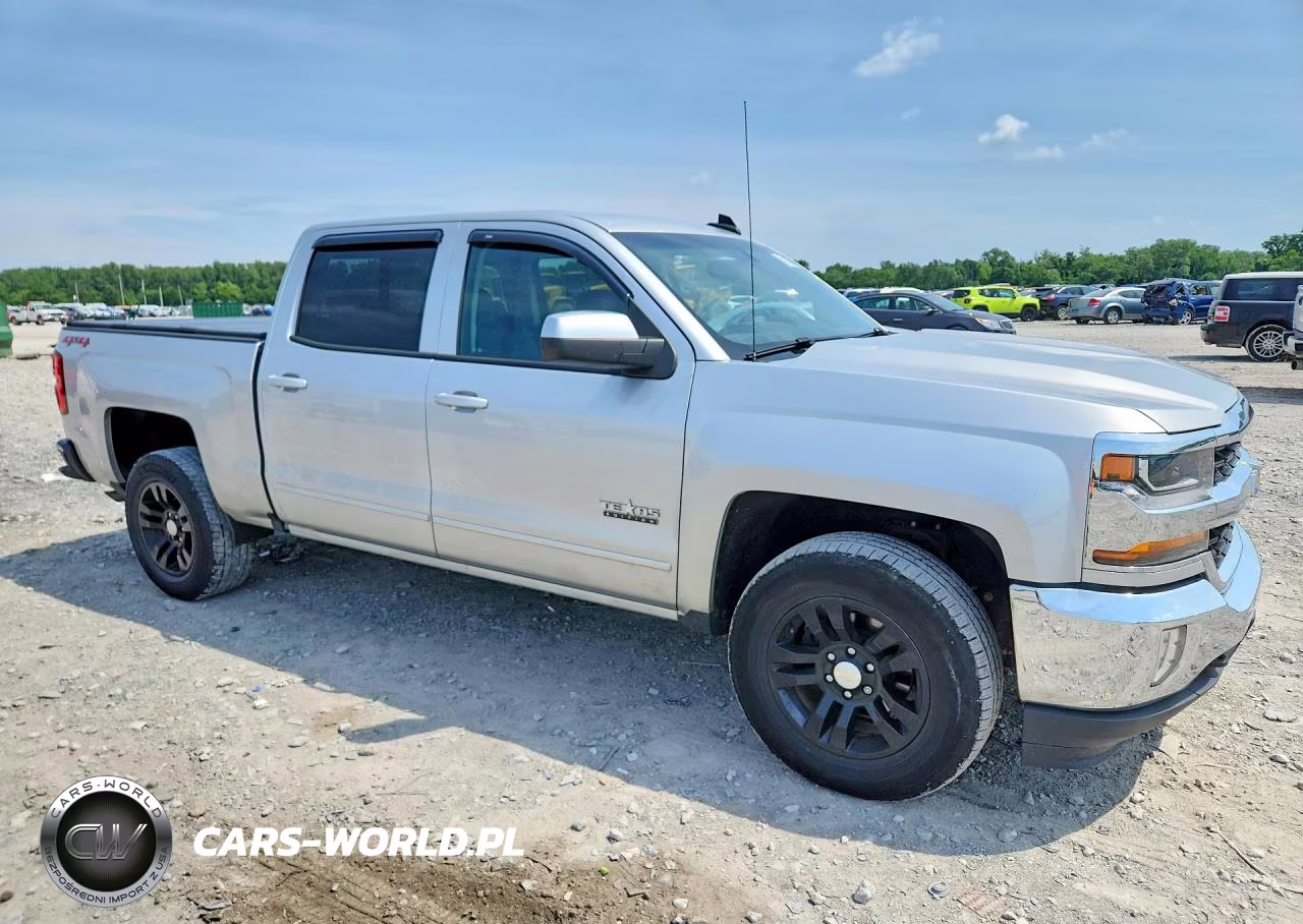 2018 Chevrolet Silverado K1500 Lt VIN:3GCUKREC7JG413887 - 4