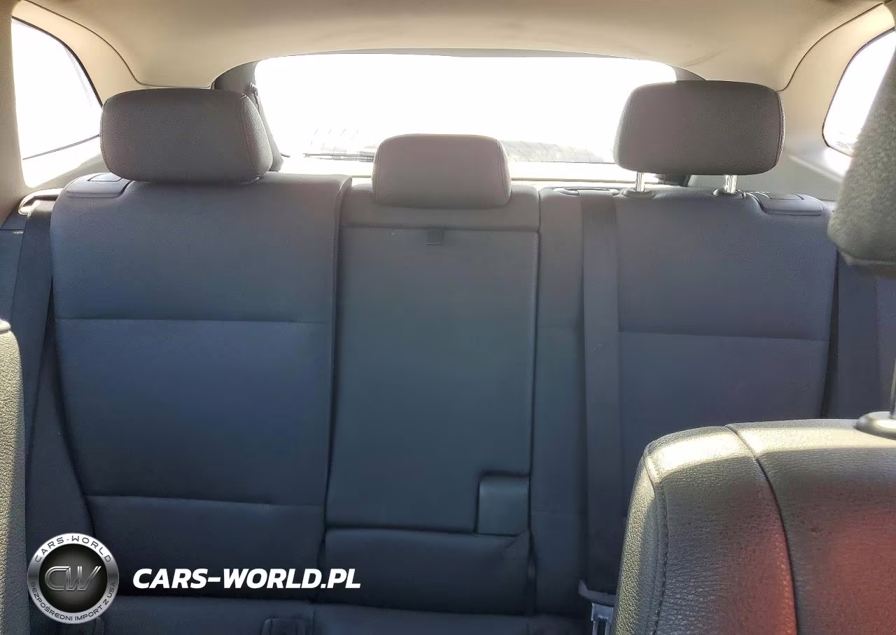 2013 BMW X1 xDrive28I VIN:WBAVL1C55DVR83595 - 10