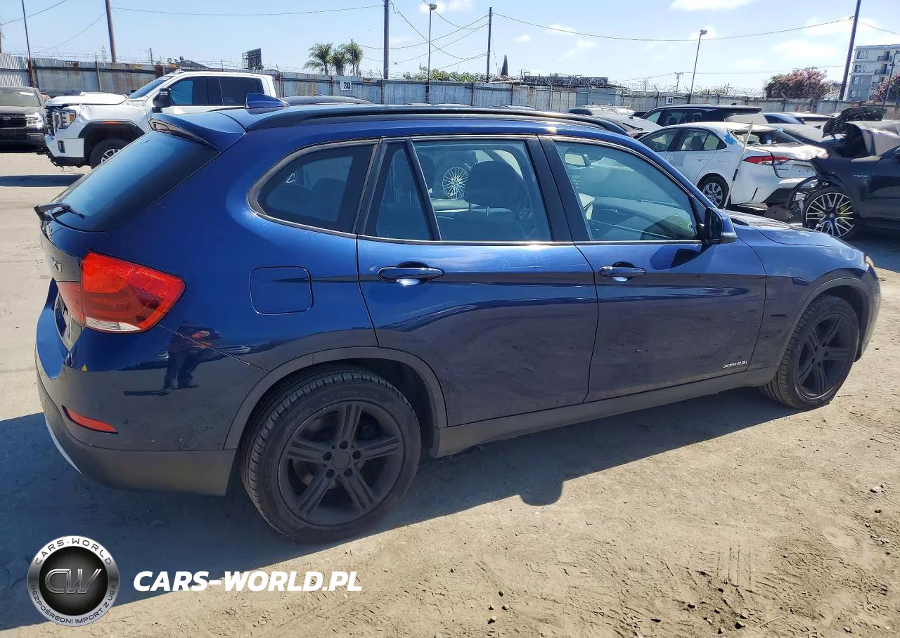 2013 BMW X1 xDrive28I VIN:WBAVL1C55DVR83595 - 3