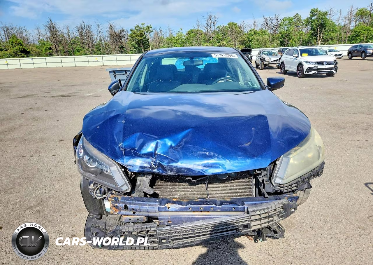 2015 Honda Accord Sport VIN:1HGCR2F52FA253682 - 5