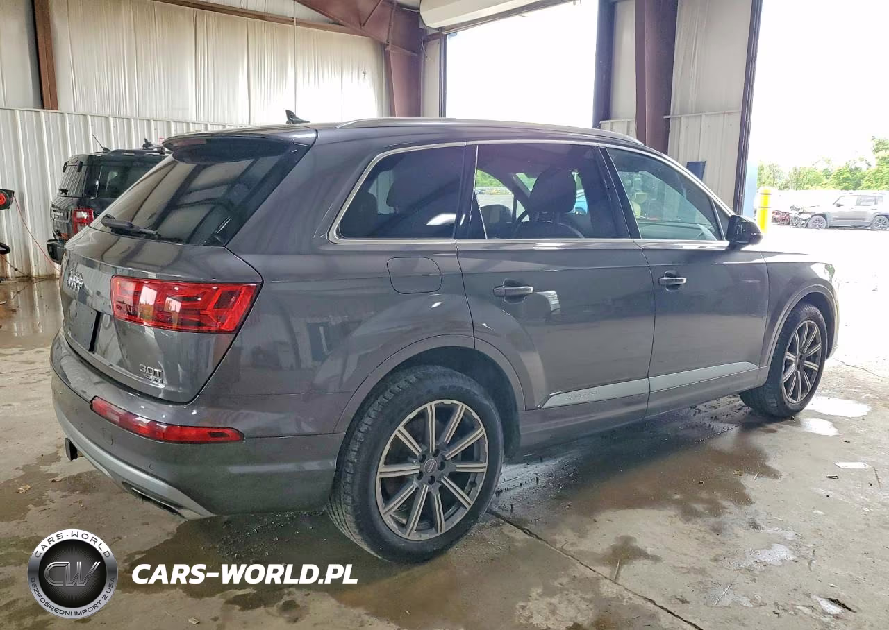2018 Audi Q7 Premium Plus VIN:WA1LAAF71JD033730 - 3