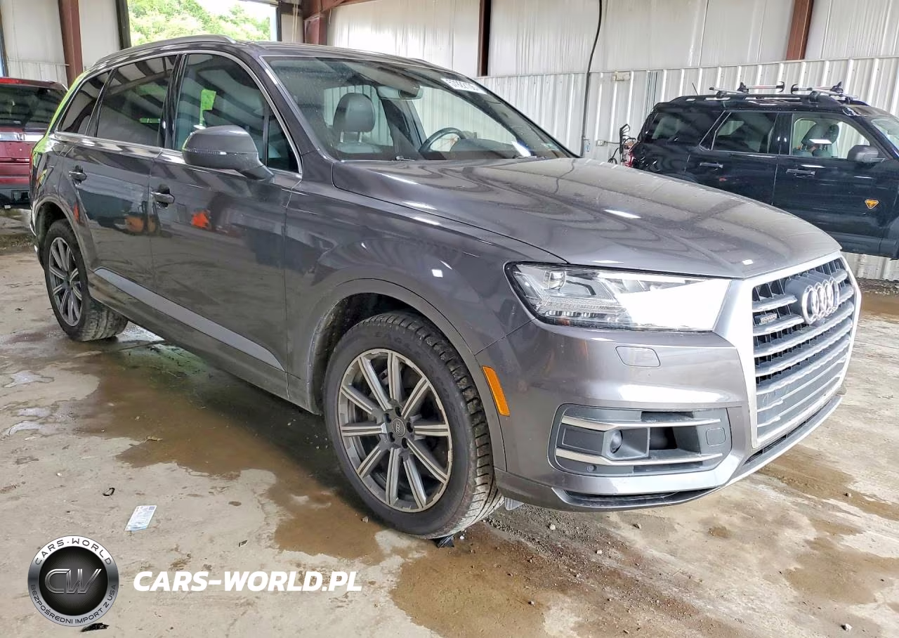 2018 Audi Q7 Premium Plus VIN:WA1LAAF71JD033730 - 4