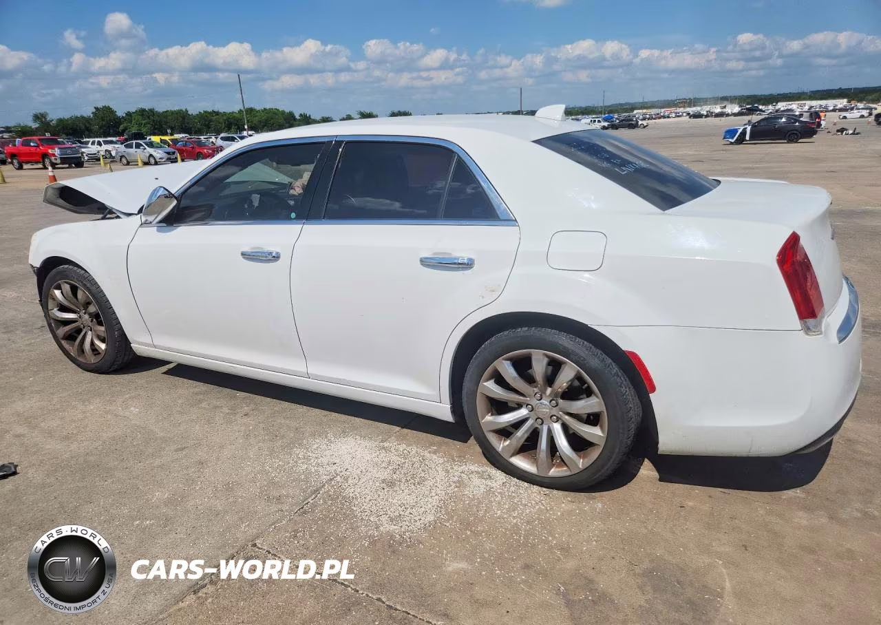 2018 Chrysler 300 Limited VIN:2C3CCAEG3JH194024 - 2